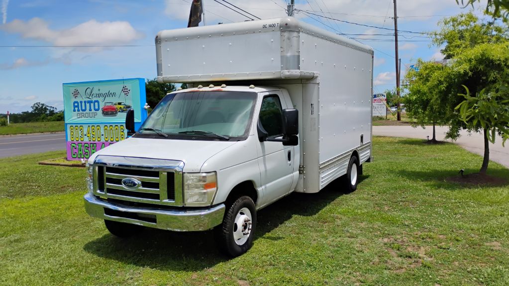 2008 Ford Econoline's photo