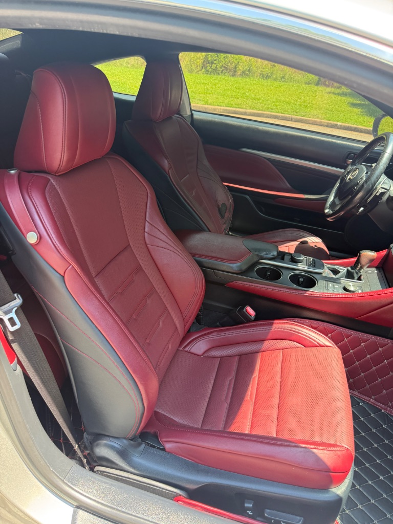 2017 Lexus RC 200t - Photo 11