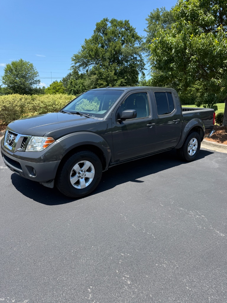 2013 Nissan Frontier 4.0 SV Crew Cab 4X2 AT SWB's photo
